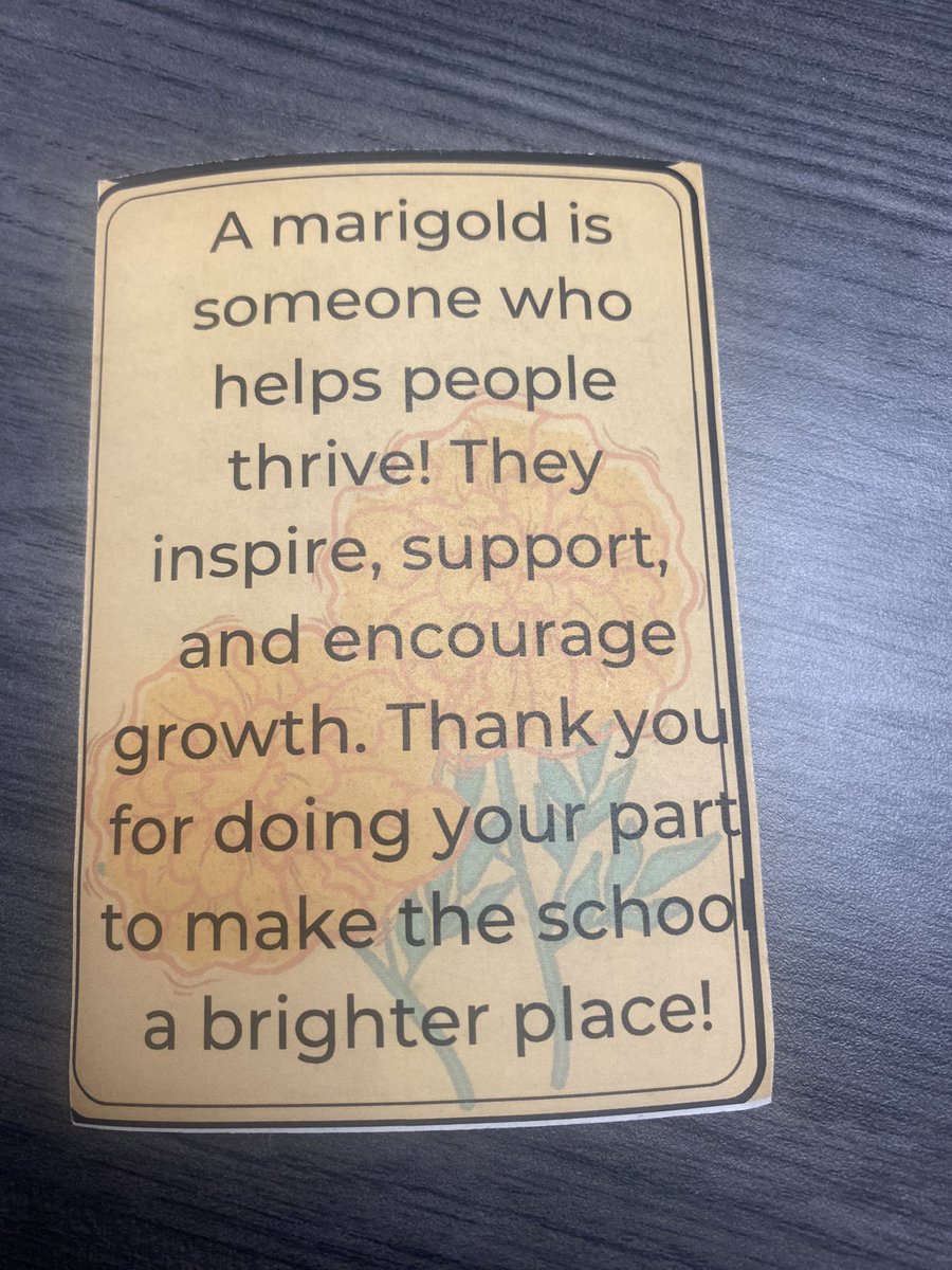 lorisHSPrin42's tweet photo. This is why I love being at LHS!  When you walk in your office to start your day and you feel you are having a bad morning, someone leave a small note to remind you that you do make a difference in their life. Whoever it was, I am grateful for you!! https://t.co/Dn5r7fCsCq