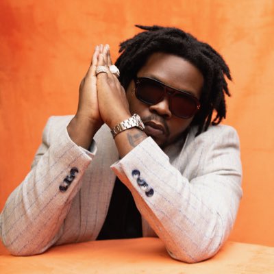 Olamide's tweet photo. #NewProfilePic https://t.co/X1MMDXcHic