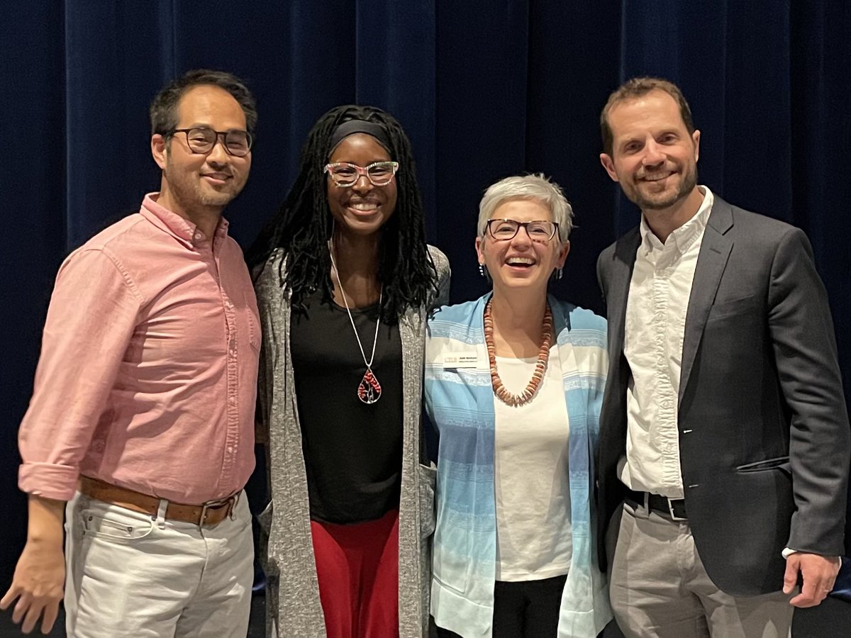 So grateful to have had the fabulous @CollegeBoundTX join us <a href="/Pingreeschool/">Pingree School</a> this past Tuesday night for an inspiring, student-first, and wickedly funny talk about the value of <a href="/CTCLColleges/">CTCLColleges</a>. 

Students, put your crowns on! 👑 🎊👑
