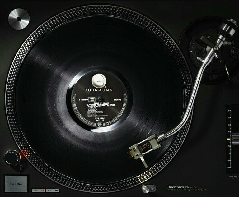 Jjkrazy's tweet image. #TT #VinylCountdown 
#OnTheDecks ❌⭕️❌⭕️ 

#JohnnyLarr ⚡️ A Lad Insane 💋
Music=Life 🎧 Church Of Rock 'N' Roll
#SoundSynau #eYeTv #CrashAndBurn
#RockAlternativeDanceIndieOnline