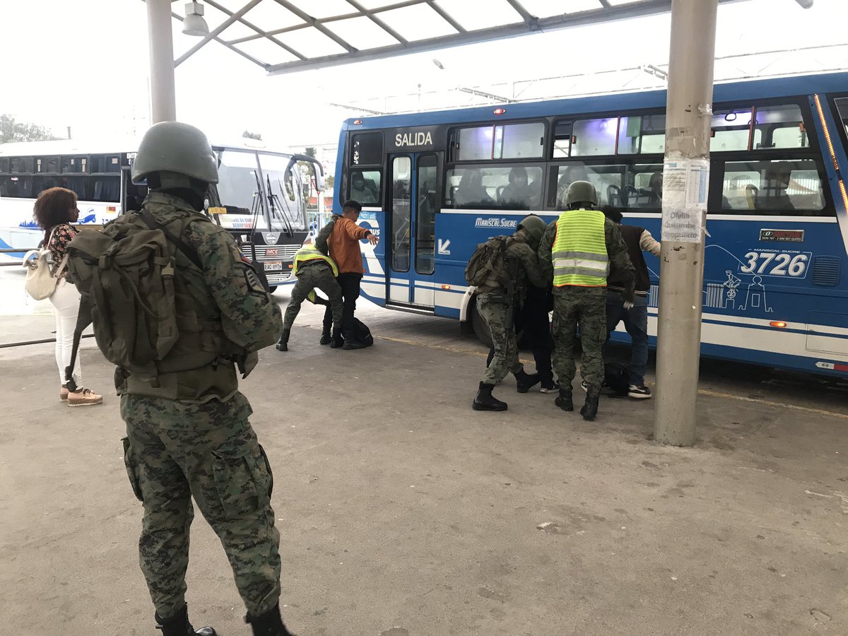 Empresa de Pasajeros Quito on Twitter "🚨Se realiza un operativo de