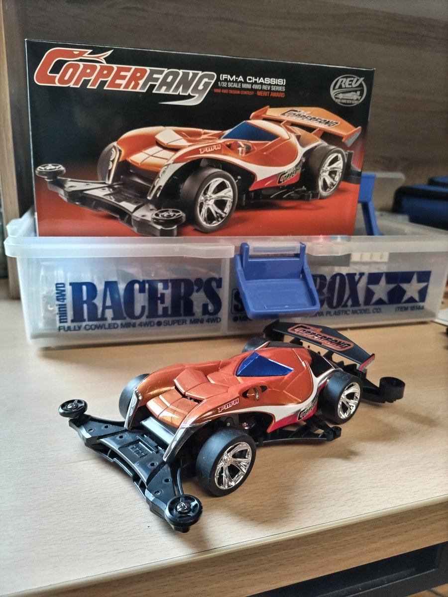 39satoppi's tweet photo. COPPERFANG完成ィ。オリジナルが好きなんだけど少し好みを足して作成しました。カッコいい〜♥
#ミニ四駆
#COPPERFANG
#一日一四駆 https://t.co/BaPRdQehVX