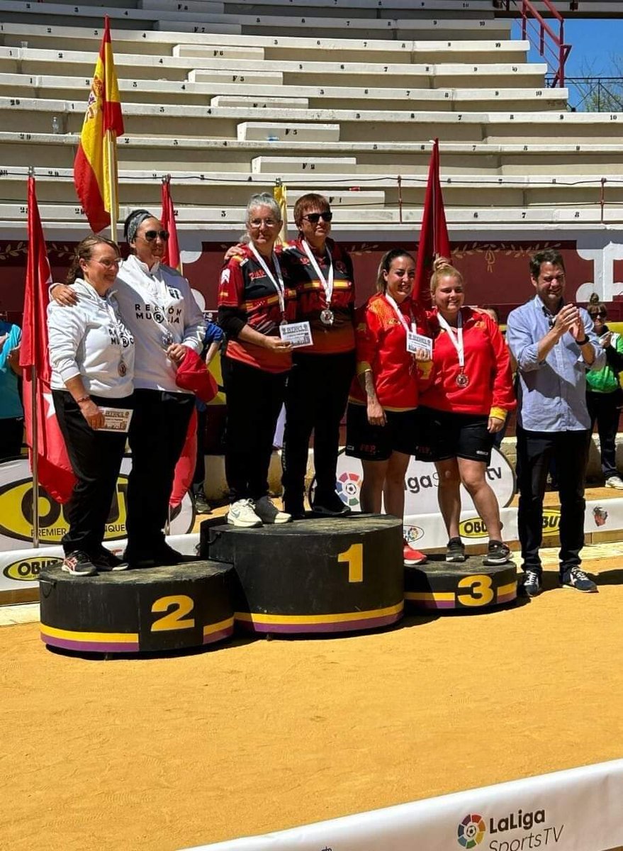 Campus_SEAS's tweet photo. 📣 Nuestra compañera, Teresa Luquín y su compañera Marga Vicens, ganadoras del Open Internacional de la Comunidad de Madrid de Petanca.

Teresa, de parte de todos tus compañeros: ¡Muchísimas felicidades! 🏆

#WeAreCampusSEAS https://t.co/V64CTARR1c