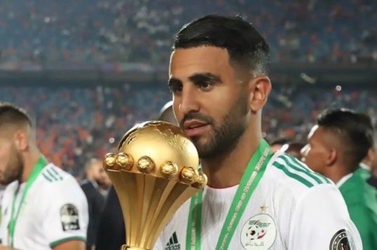 Fouaddinho7's tweet photo. @PassLikeThiago @enzarrrrr @enzarrrrr https://t.co/rO5vy48Qo5
