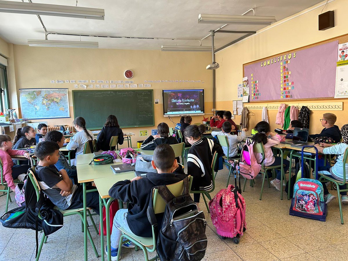 CEIPMartinChico's tweet photo. Los alumnos y alumnas del Martín Chico han participado en el taller de “Prevención de tecnoadicciones y juego online” del Plan de Seguridad y Confianza Digital. 💻🎮
.
.
.
#comunidaddeaprendizajemartinchico #aprenderhaciendo #secontic #PSYCD @CDE_Segovia @educacyl https://t.co/2ediYZQ04R