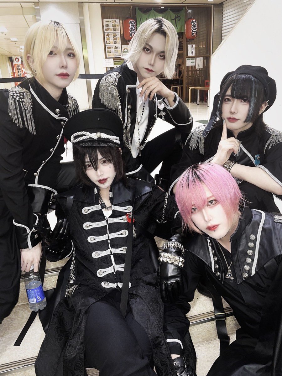MNCL_info's tweet photo. 本日は「推し事っ!!! Vol.40」
ありがとうございました❣️

次回の診察は4月24日(月)YOANI live station

天聖クロニクル主催ライブ
「Chrono Trigger vol.3」

OPEN 16:20 / START 16:50
ADV ¥2,500+D / DOOR ¥3,000+D

🎟 https://t.co/TeSpXo7gQD
💊動員特典：チェキサイン

#モノクリ https://t.co/ZBAEHDEZFX