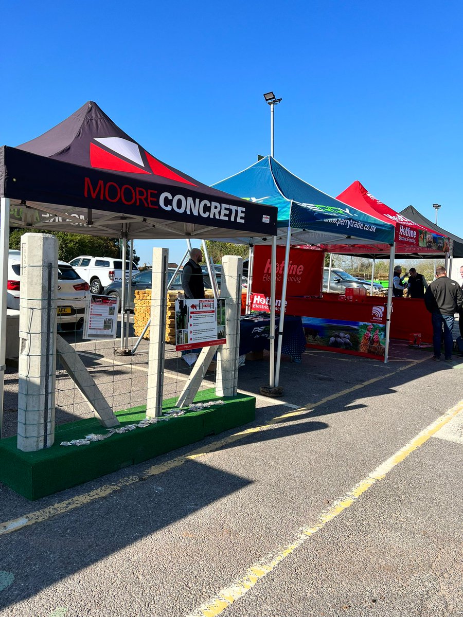 Enjoying the sunshine?🌞

We are at the Mole Valley Farmers open day on Cullompton today, call in and speak to Jonny about our OxFence timberless fencing solution!

More info  here: moore-concrete.com/agriculture/ox…
#fencing #timberless #concretefence