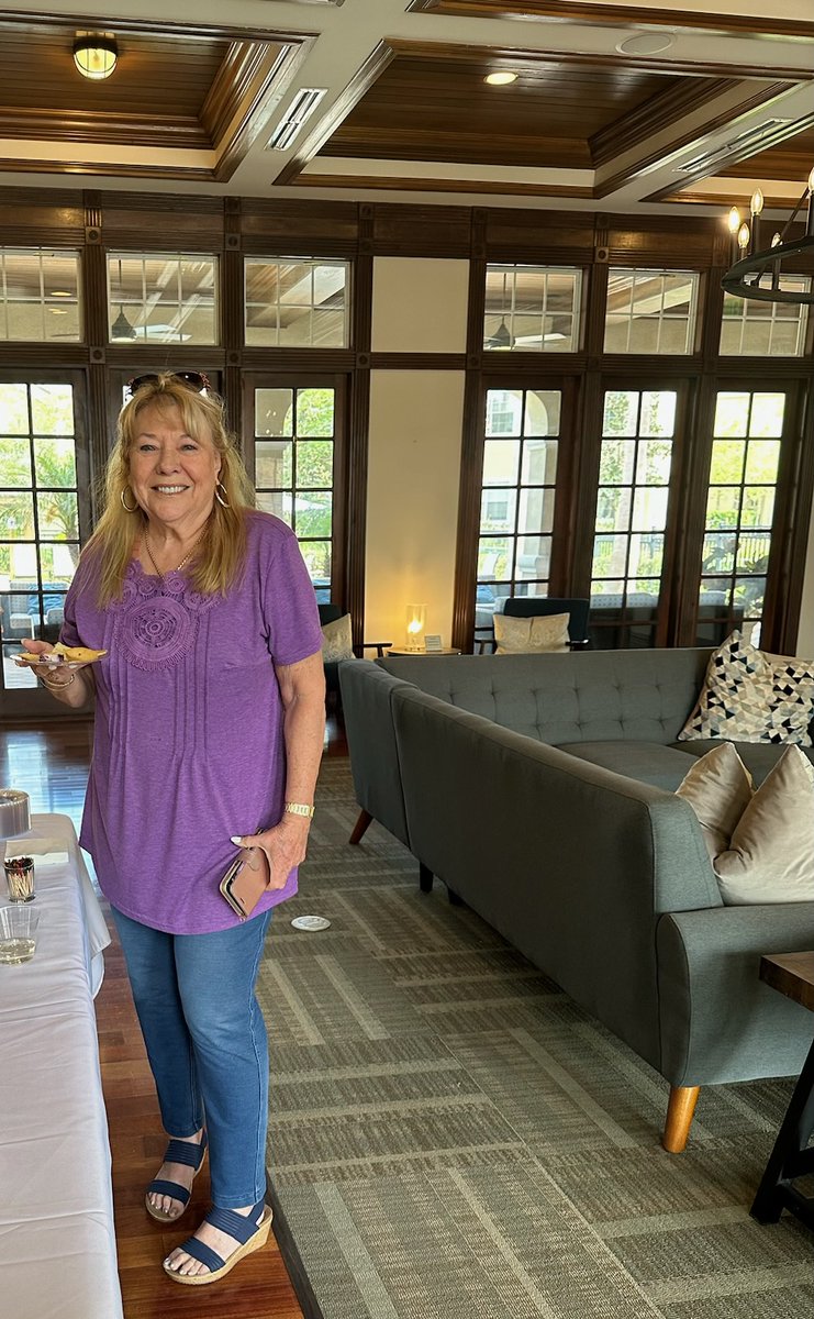 heathbrookapts's tweet photo. Thank you all for joining us yesterday for our Wine &amp; Cheese event!

#SpringTime #LoveWhereYouLIve #WeLoveOurResidents #Community #ResidentEvents #LuxuryRentals
#TheEstatesAtHeathbrook #ApartmentLiving #Ocala
#Wine #Cheese https://t.co/o7jGBI9sru