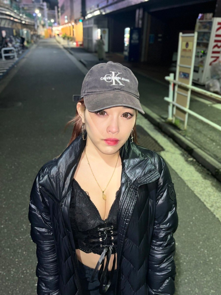 SurvibeS_info's tweet photo. "Aasa New visual"
@little_j_aasa
#SurvibeS
#Aasa
#singer
#rbsinger
#randbsinger
#DJ
#dancer
#hiphopdancer https://t.co/4WKtJsjhui