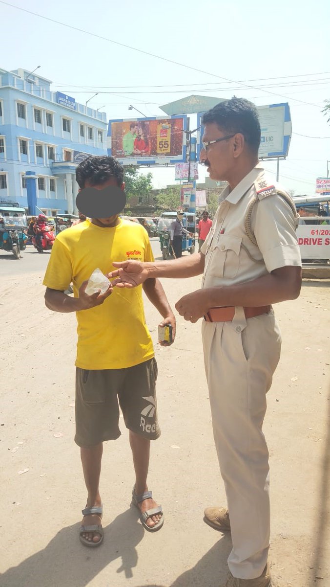 JangipurPolice's tweet photo. #WestBengalPolice
#JangipurPoliceDistrict
#WBP
#ApnarSatheApnarPase
#WeCareWeDare. https://t.co/5u2FFQ2Pl1