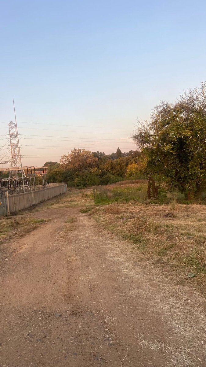 CenturionWestRA's tweet photo. Thank you @CityTshwane  Urban Forestry, for cutting the grass around the #Raslouw substation.
@tshwane_mayor #MakingChangeTogether #CenturionWestResidentAssociation #CWRA https://t.co/cz304dF9HX