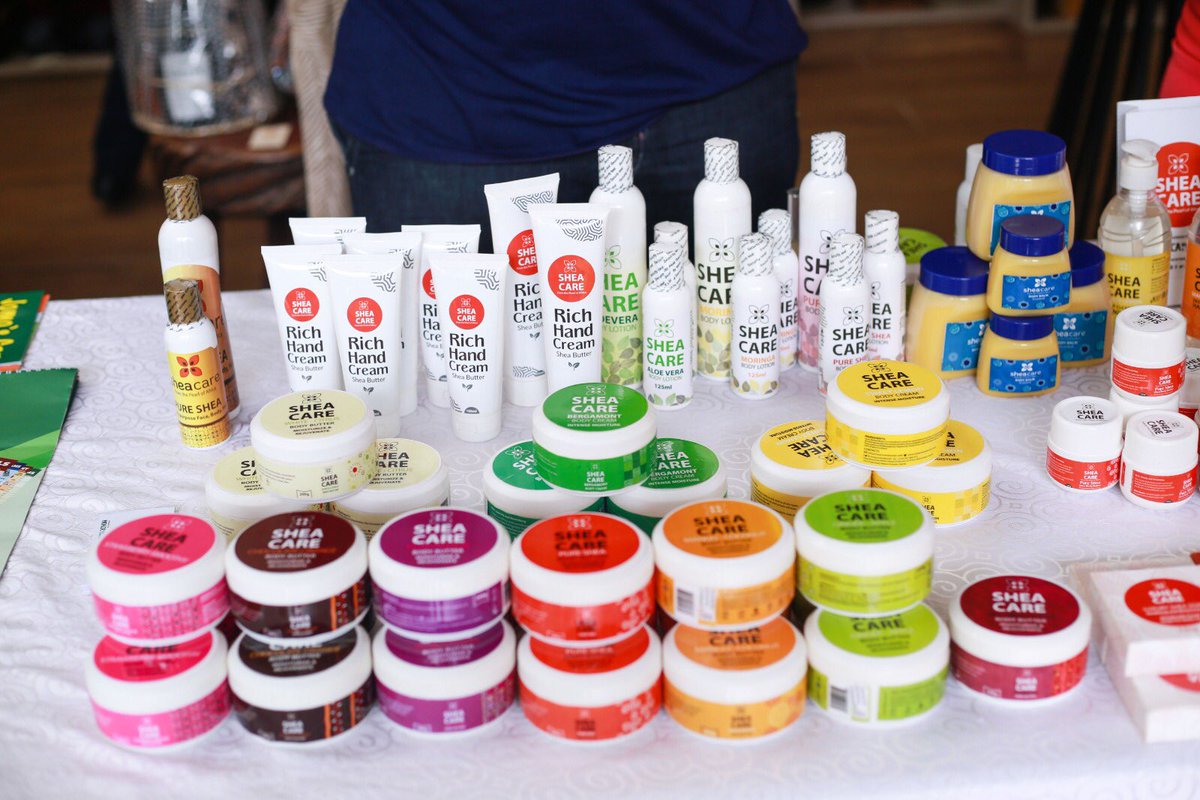 sheacareuganda's tweet photo. ✨Just buy your ka shea butter osilike!🤗
#handmade #skin #ugandanowned #cosmetics #glow #sheabutter #sheacare #nilotica #thursday https://t.co/ns8qZT4iMO