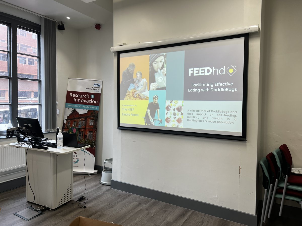 HULLPSY's tweet photo. Congrats 👏👏 to Callum Scofield for winning the Leeds Teaching Hospital’s Healthcare Entrepreneur Exchange Programme (HEEP) competition for his work on facilitating #eating with #DoggleBags https://t.co/qwUE10zNuv