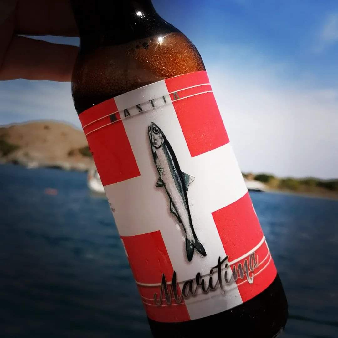 Albinegros17's tweet photo. @Mariloliana @Jose_Mari_ @jaleocamisetas La Azor va a ser difícil que la encuentres, pero tienes estas: #Maritima, #Aladroque y #Cantonal, en la Plaza San Francisco, en la cervecería #Mastia...🇩🇰🐟🚩 https://t.co/sasdq5hABC