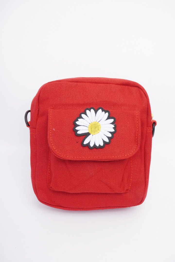 SHANG554's tweet photo. Name: Kids Cross Bag
Material: Canvas
Size: L;8W;7
Detail: Crossbody Bag Canvas All-match Shoulder Phone Sling Bag
It Can Hold Small items such as Mobile Phones, Tissues and Cosmetics.
The shoulder strap can be detached and adjusted
Retail Price: 1090 https://t.co/gkilGqLTJ9