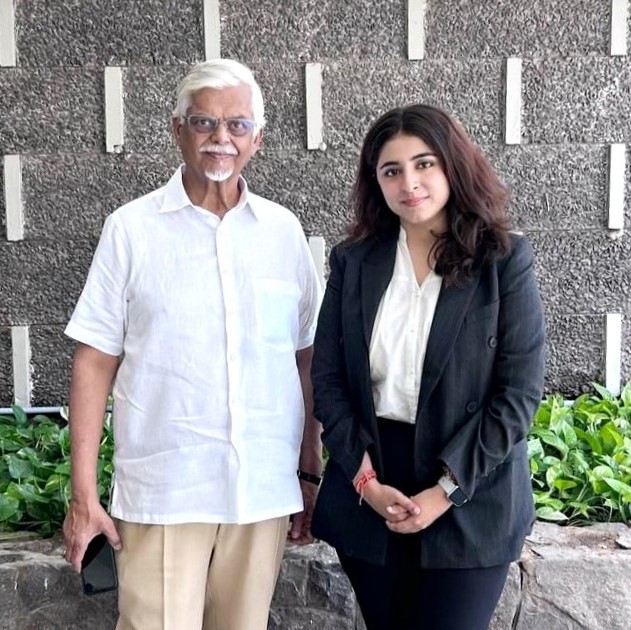 KamakshiWason's tweet photo. Pleasant and productive meeting with Mr Sanjay Baru today, at New Delhi. Discussed about our vision, our educational campaign to reach the underprivileged and backward students, and important liberal values. Glad to note his deep appreciation for our work. https://t.co/Gw7EE8I3nQ