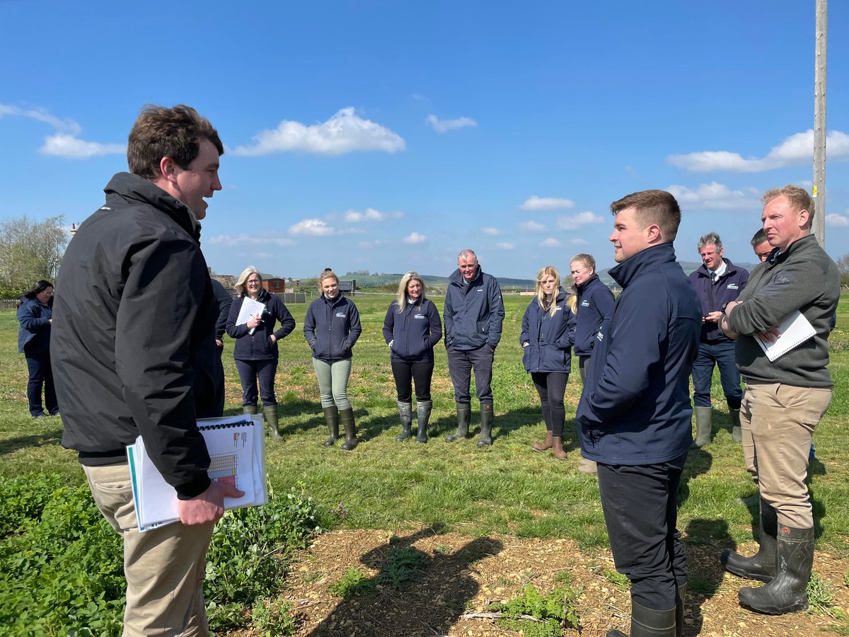 DLFSEEDS_UK's tweet photo. The long-anticipated temperature rise heralded a busy week for our Didbrook trials site, which hosted 40 people over two days for training sessions ππ± Really positive and creative discussions took place for the season to come. #DLFSeeds https://t.co/jZtFlGEbL8
