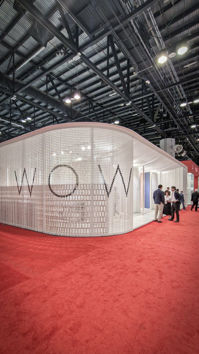 ASCER_comunica's tweet image. 🏅¡Enhorabuena #WOWdesign ! 

Ganadores del premio #BestinShow al mejor stand en @Coverings por su diseño, creatividad, exposición de producto y su cuidada puesta en escena.

#wearetileofspain #tileofspainatcoverings #coverings2023 #tileofspain