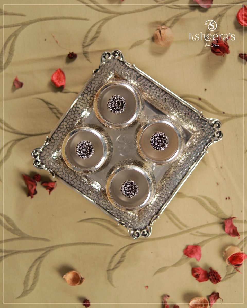 KsheerasJ's tweet image. With the right accessory, countless purposes can be served!

𝐊𝐬𝐡𝐞𝐞𝐫𝐚’𝐬 𝐒𝐢𝐠𝐧𝐚𝐭𝐮𝐫𝐞 𝐢𝐧 𝐒𝐢𝐥𝐯𝐞𝐫!!!

#silver #puresilver #plate #silverplate #pooja #poojaitems #silveritems #silverjewelry #silveraccessories #accessories #ksheeras #ksheeraspuresilver