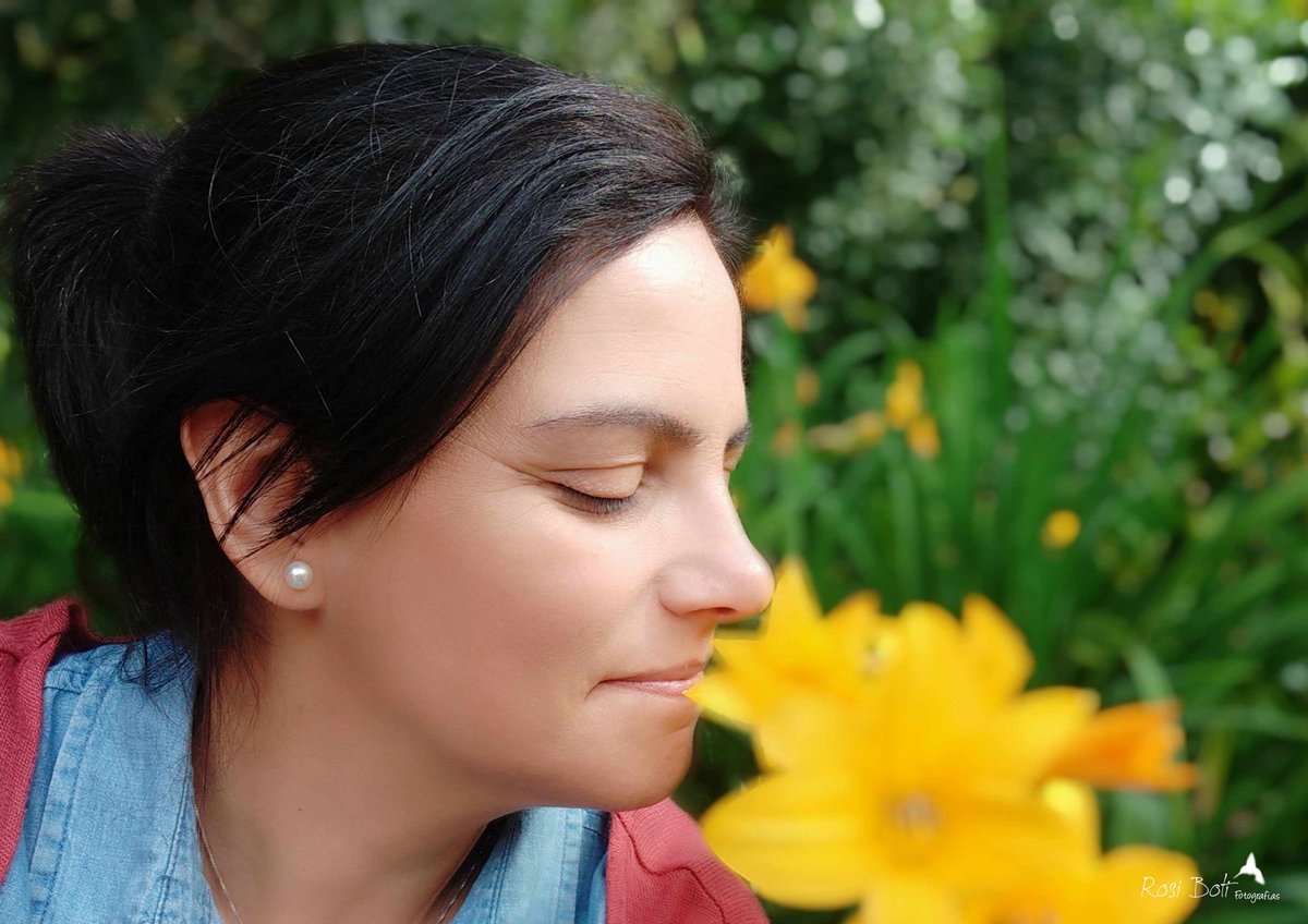 RosiBoti's tweet photo. "Inhala el futuro, exhala el pasado y RESPIRA el PRESENTE"
Respirando tu esencia. #esencia #Esent #respira #breather #Buenosdias https://t.co/KeuxBDPiaf