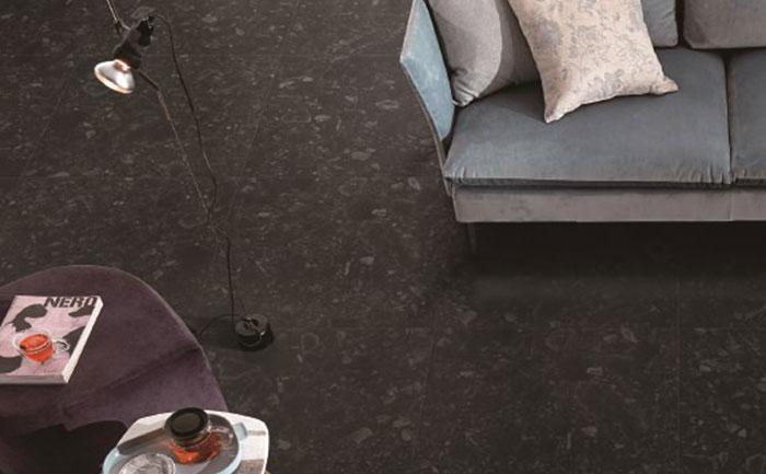 tilelife's tweet image. たまに「床暖房に使えるタイルは？」と聞かれます。

タイルは焼き物ですので床暖房程度の温度はへっちゃらです。
床タイルなら基本的には問題ないのですが、やはり内装床（居室床）に使えるもので、温まりやすい10mm程度の厚みのタイルをおすすめいたします。

#タイル
#床暖房