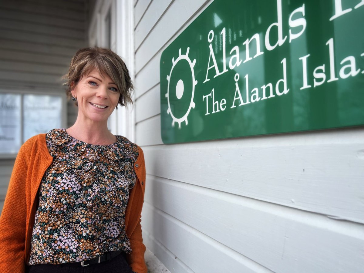 fredsinstitutet's tweet photo. Anna Lind Bengtsson är ny projektansvarig på Ålands fredsinstitut. Läs vår intervju med henne:
https://t.co/rQTGO6EP7z
#peacework #projectleading https://t.co/5edNZVO9BV