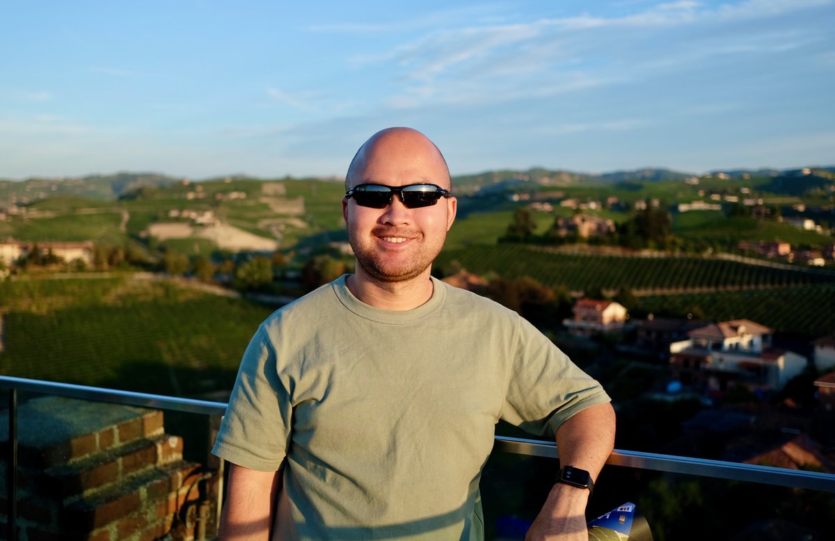 #GettingGenomeMe

Dr. Bryan Wee <a href="/bawee/">Bryan Wee</a> of <a href="/AdrianMuwonge/">Adrian Muwonge</a> <a href="/d1hlab/">Digital One Health Lab</a> <a href="/roslininstitute/">The Roslin Institute</a> talks about studying the #genomes of bacterial pathogens to learn how bacteria spread and cause disease in humans and animals, and more.

tinyurl.com/mwrpyhdr