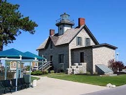 FarosLos's tweet photo. 19 de abril de 1932 la Guardia Costera estadounidense instala un radiofaro en “Cedar Point lighthouse”. El faro se encuentra en Cedar Point, Sandusky, condado de Erie, estado de Ohio (Estados Unidos). #CedarPointLighthouse https://t.co/gW2TqOnAZD