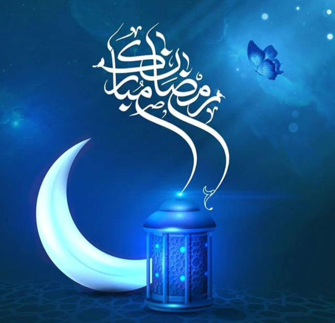hsty27314462's tweet photo. حیف که از دست ما، ماه خدا می‌رود
ماه مناجات و نور، ماه دعا می‌رود

ماه سحر خیزی اهل صفا می‌رود
ماه وصال علی، ماه ولا می‌رود
#ماه_امید
#ضیافت_نور https://t.co/UbbNGtfJYn