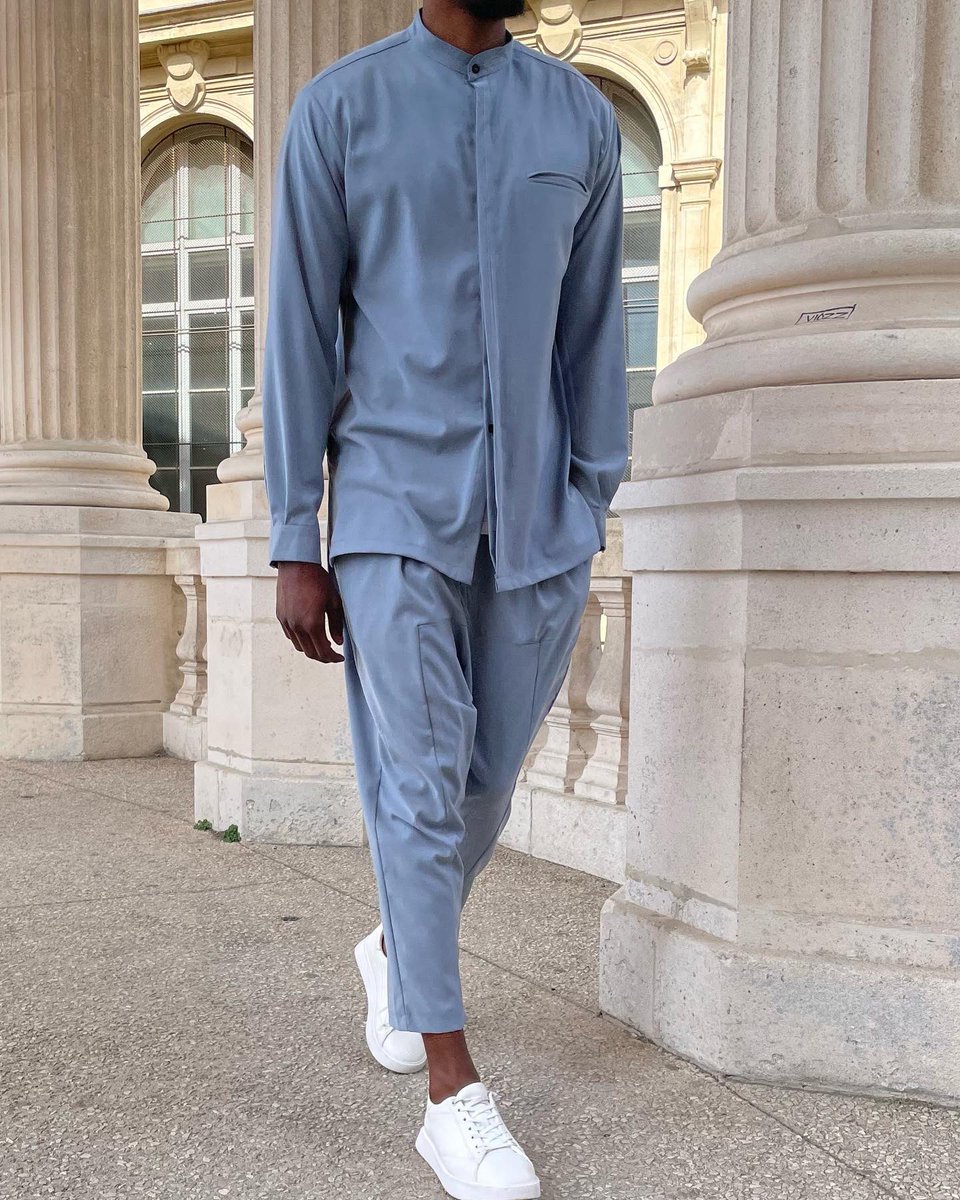 EMIR_STORE's tweet photo. ✔️ L’ADN de la marque. C'est tout naturellement qu'il revient ce printemps avec des couleurs inédites et encore plus élégantes.
👌🏽 Le NEW FIT
#mensclothes #casualchicstyle #outfitlook #ramadanoutfit #eidoutfits #newfabrics #marquefrancaise #madeinitaly🇮🇹 #ss23collection https://t.co/9juJbDAkVp
