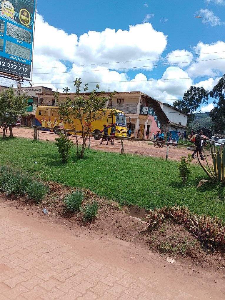 Namutyaba1's tweet photo. #BusStrategy🤣. Some heads think a son can be different from the father. https://t.co/s2NtSdAMVF