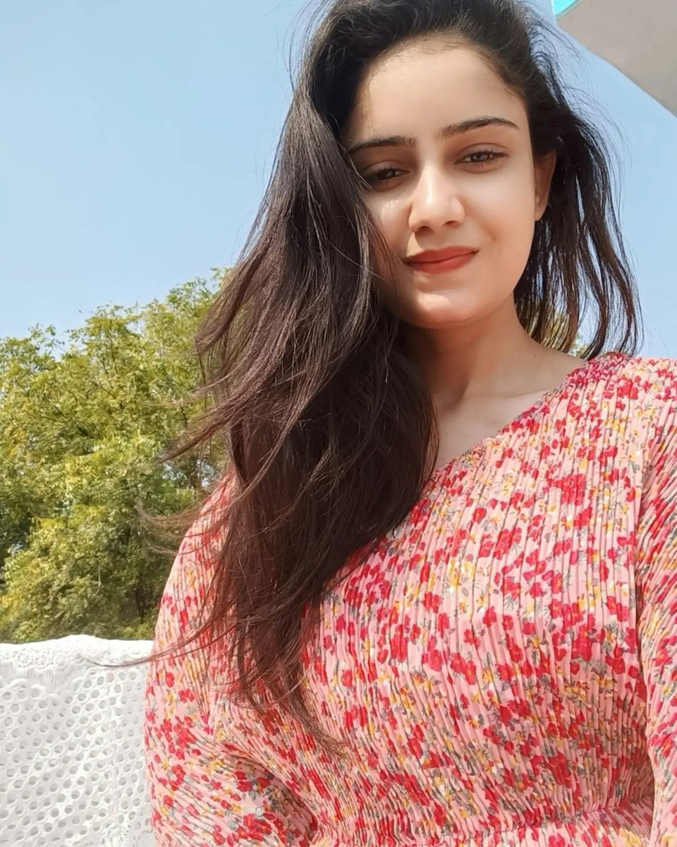 कभी पोस्ट पे आकर हौसला भी बढ़ा दिया कीजिए, दिन-रात हम सनातन धर्म के लिए काम करते हैं एक ही नारा एक ही नाम...जय श्रीराम 🚩

जय श्रीराम, जय गोविंदा 🙏