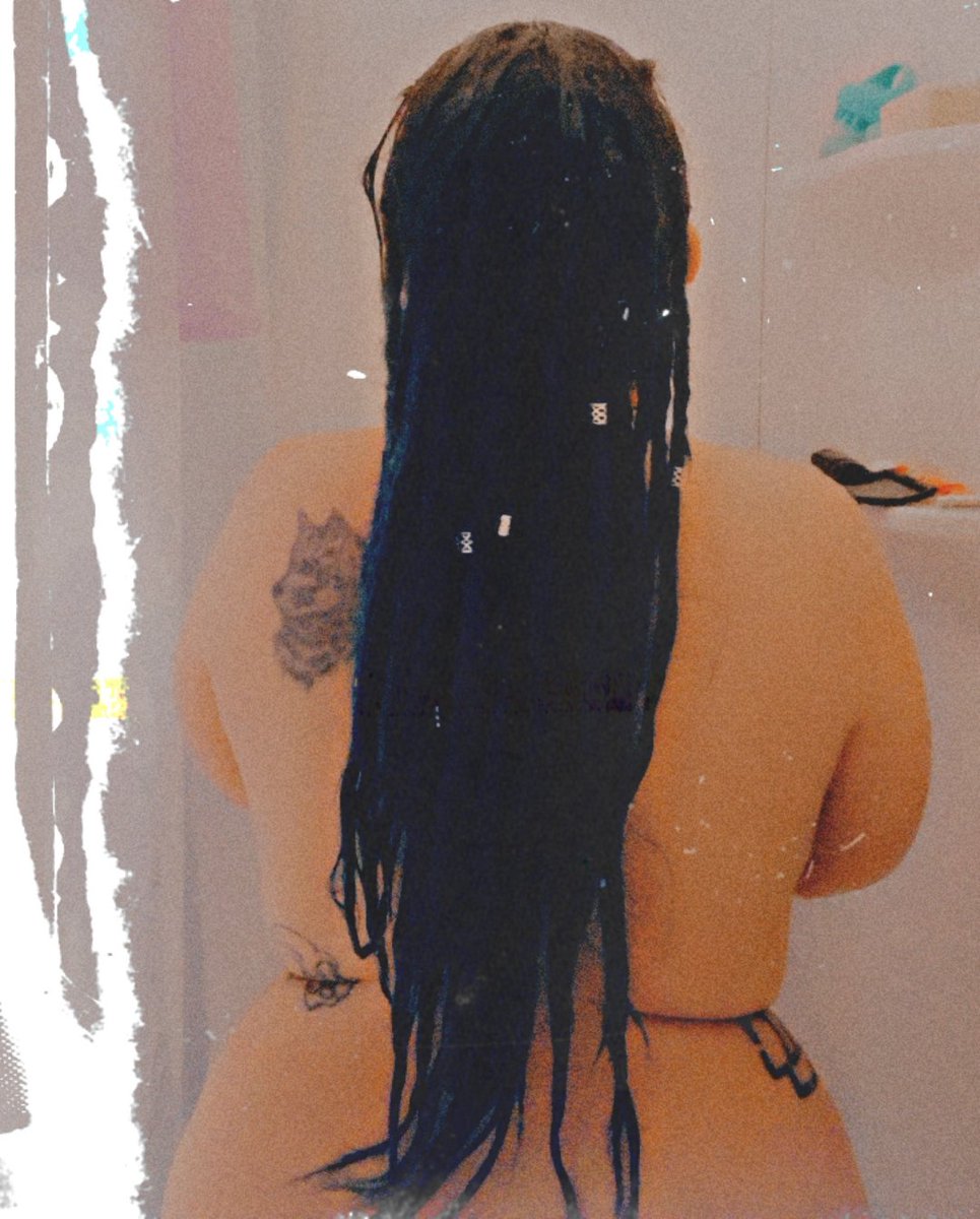 _Hitch_this's tweet photo. Nothing like a hot shower to relax 😌 

#bodypositive #loveyourself #selfcare https://t.co/JG5YWKbKDf