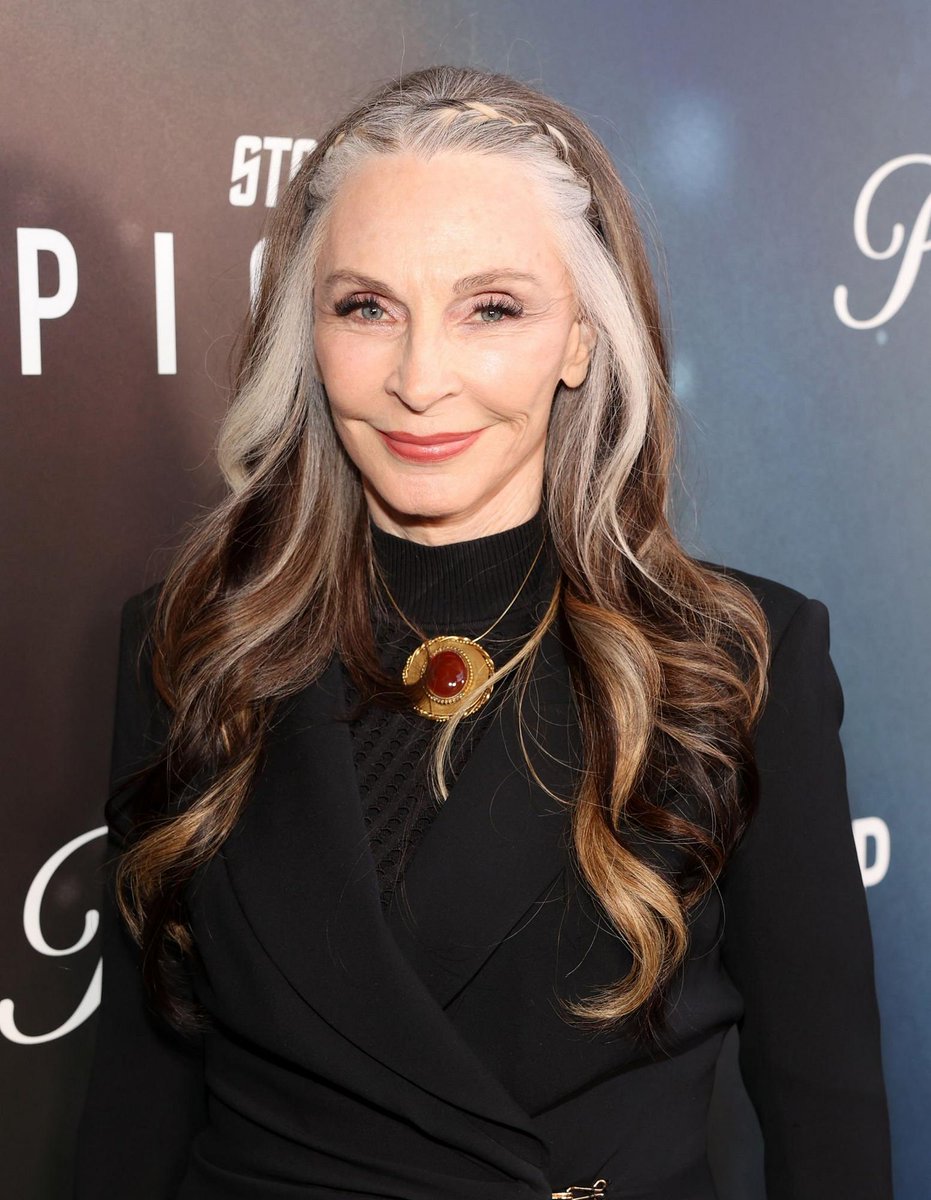 Gates McFadden Files on Twitter "RED ALERT, the GatesMcFadden is the