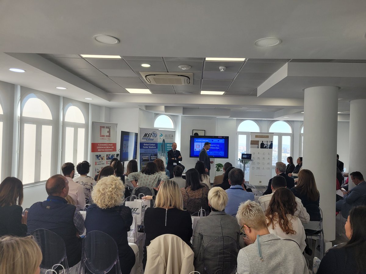 Empezamos el workshop "La Nueva Ley de Servicios de Atención a la Clientela"