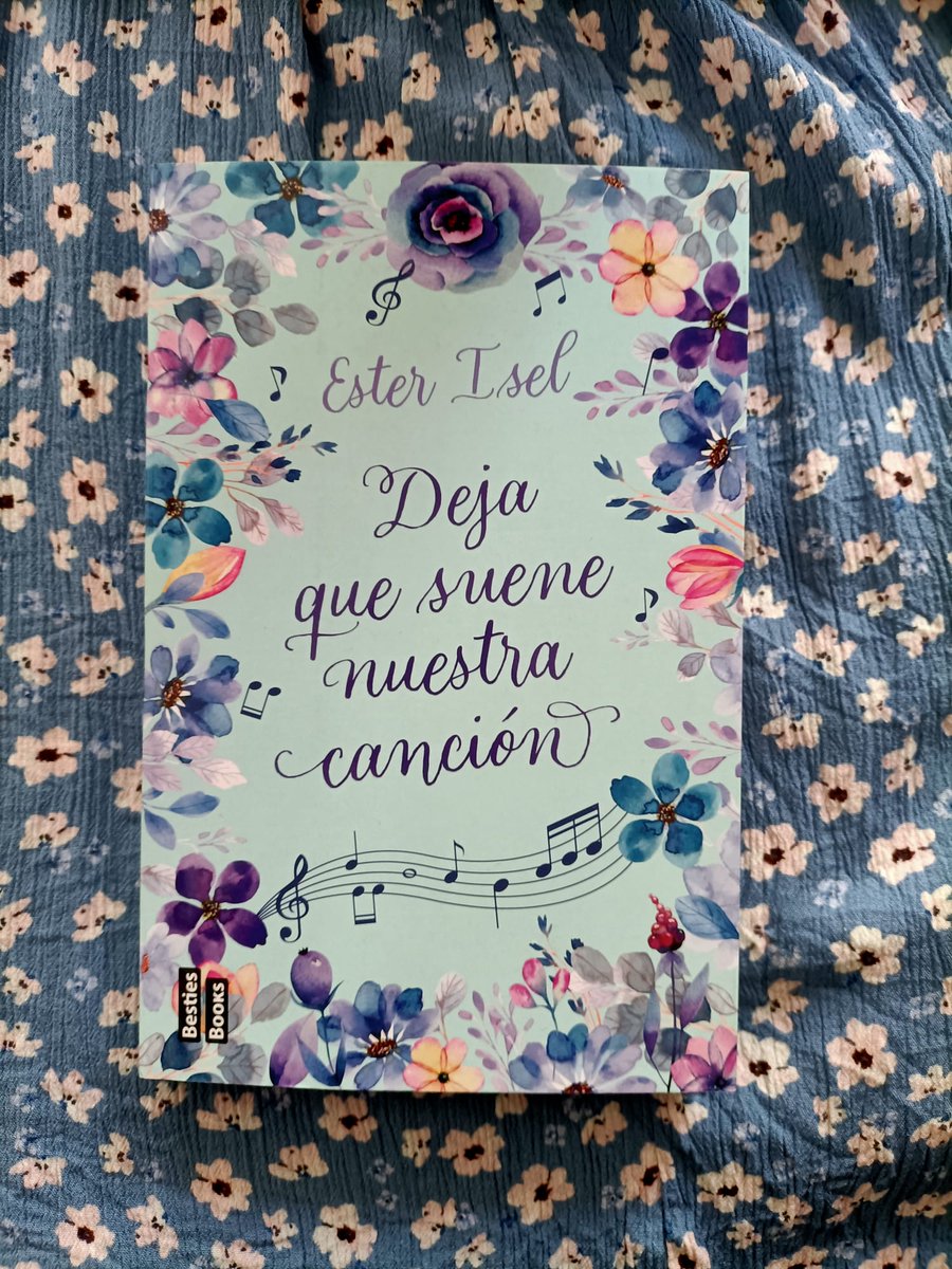 Os vamos a hablar de #DejaQueSueneNuestraCanción de <a href="/EsterIsel/">Ester Isel</a>
<a href="/MREdiciones/">MR Ediciones</a>

Atena tiene una situación difícil en casa. Su vida es la música y toca el violín.

Joel va a empezar a trabajar como profesor en el instituto, pero no es su sueño...

instagram.com/p/CrQB4rOoDbL/…
