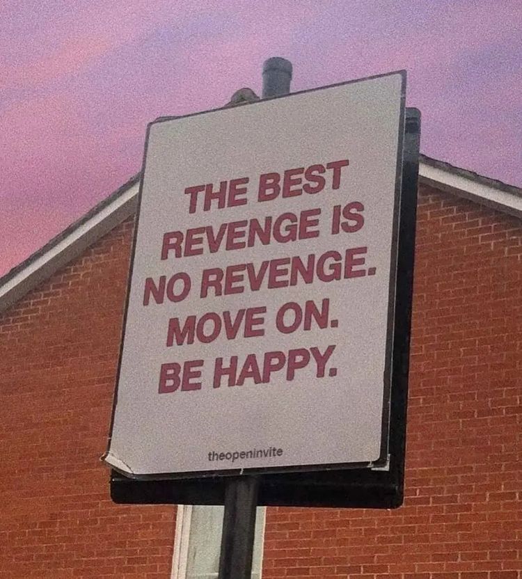 quotetoponder's tweet photo. be happy. https://t.co/P9Zjdvuc1S