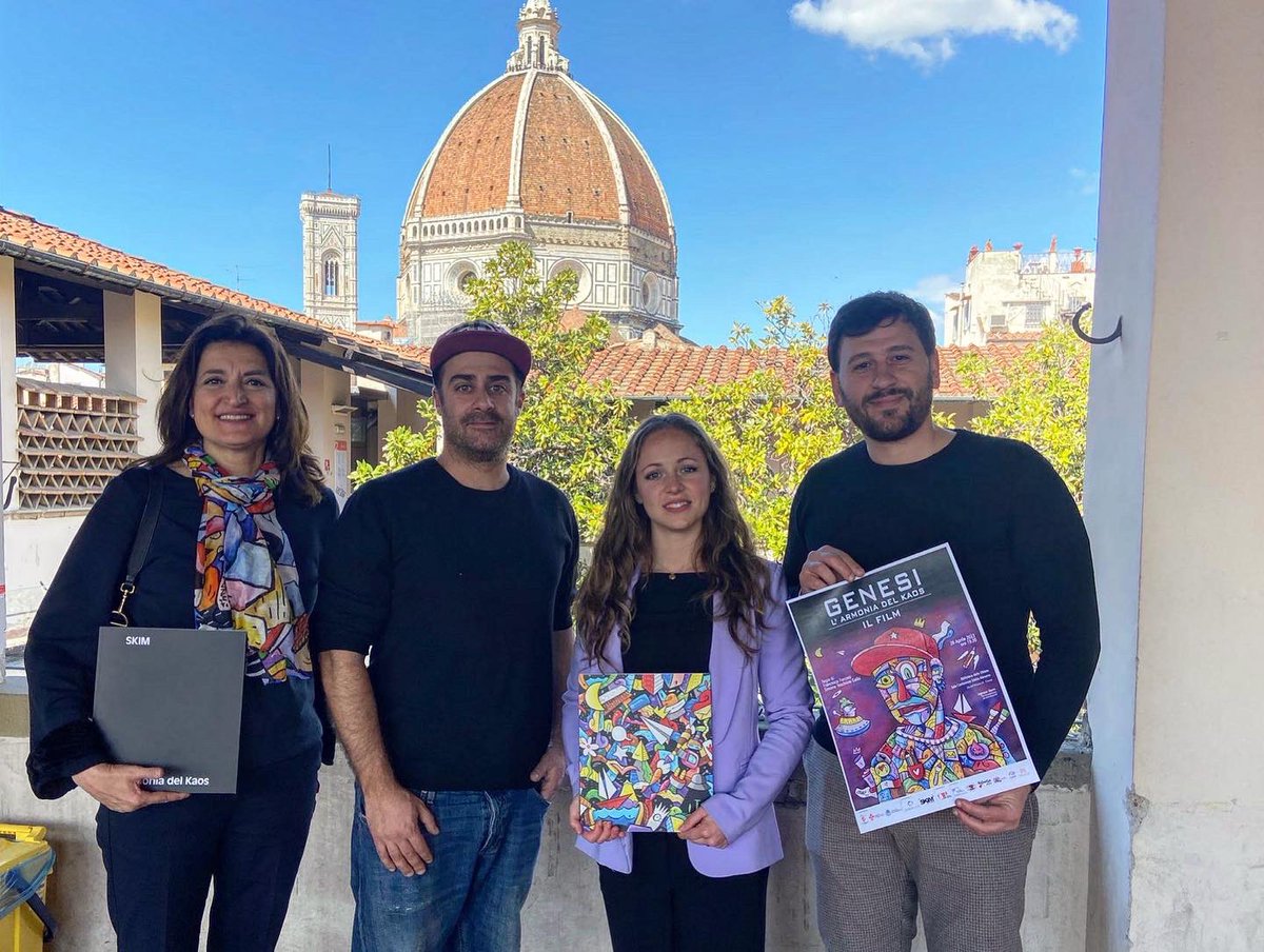 SimoneTeschioni's tweet photo. 📌🗞️Stamani abbiamo presentato con l’Assessora alla Cultura @Alessia_Bettini  il corto documentario sulla mostra di Skim di Palazzo Medici Riccardi
“Genesi - L’armonia del Kaos” prodotto dall’#AssociazioneCulturaleAlmatlante!

🎥Vi aspettiamo il 26 aprile alle 19:30 alla Oblate🎞️ https://t.co/ANzIqWq20d