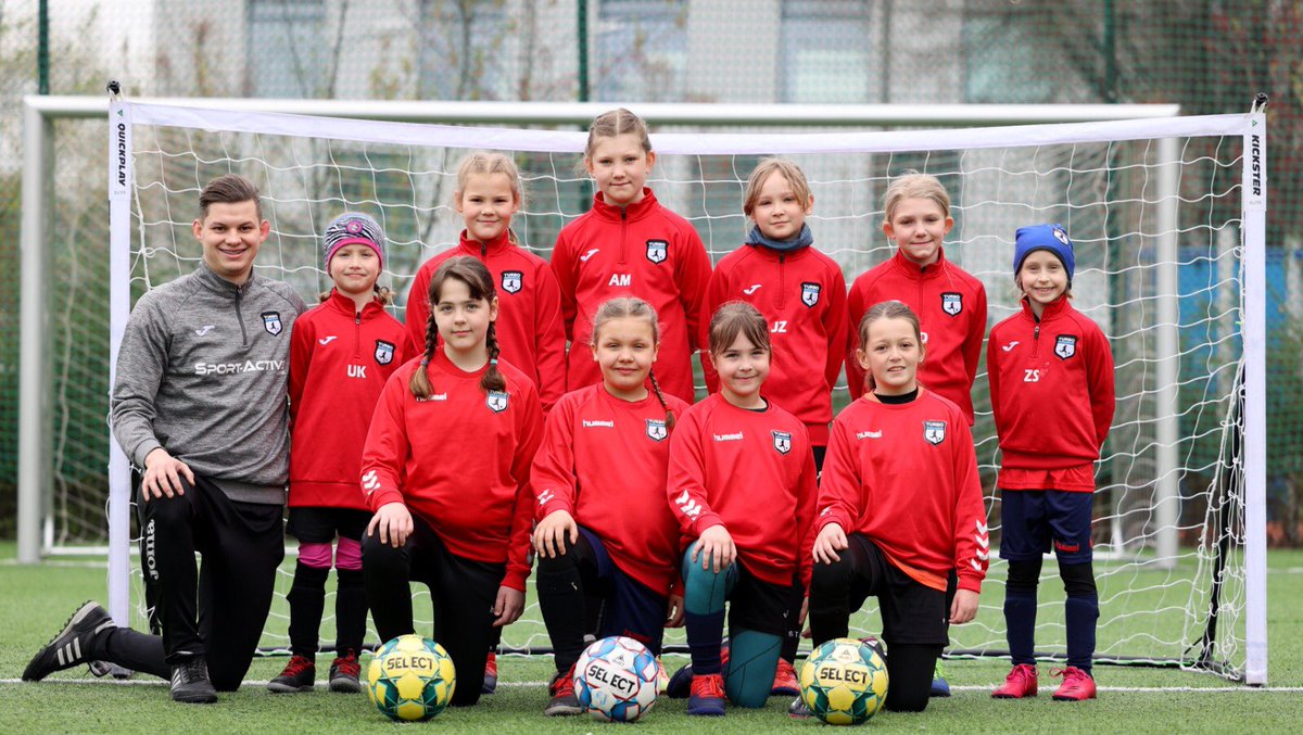 turbo_fa's tweet photo. Wspaniała drużyna TURBO FA Girls zaprasza wszystkie dziewczynki lubiące sport!
Jeśli chcesz podnosić swoje piłkarskie umiejętności w świetnej atmosferze i Akademii odznaczonej Złotym Cert.PZPN🌟, to zapraszamy do nas!!!

@grzeje / @LaczyNasPilka / @TwaroTwaro @laczynaskobieca https://t.co/CcfAH6048g