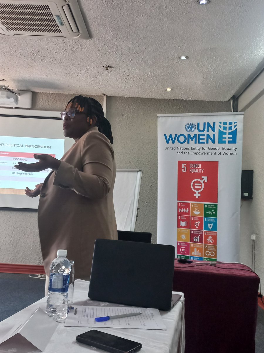 MawoniSharon's tweet photo. Happening now is the media training workshop on women's political participation @GMCZimbabwe @unwomen....In your opinion what barriers hinder women's participation in politics? https://t.co/aoTZJ9CMSi