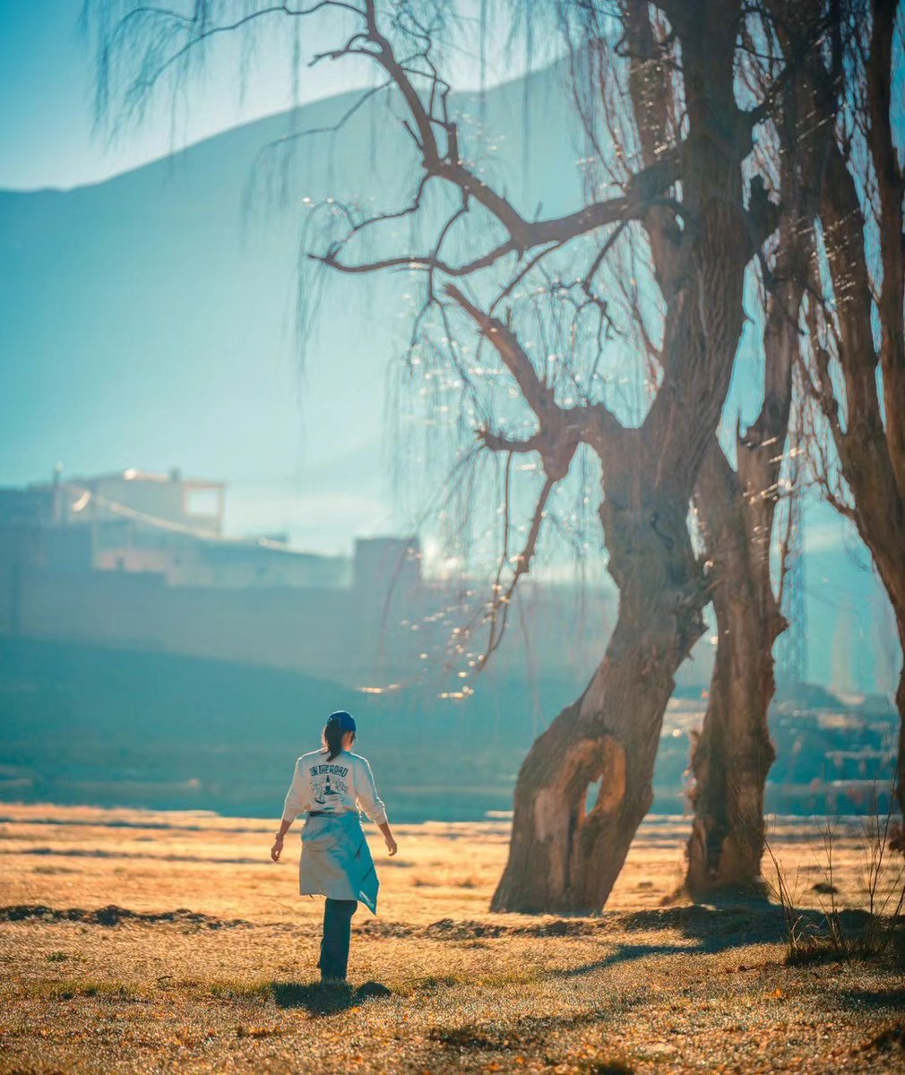 270Xinyu's tweet photo. Beauty is hidden everywhere in life🔆
🎀good day

#lvxing #侣行 #atlasmountains #Travel #travelphotography #perspectives #newperspectives #journey #travelblogger #naturelover #NaturePhotography #LifeIsBeautiful #hiking #traveling #view https://t.co/AhgforYn5F