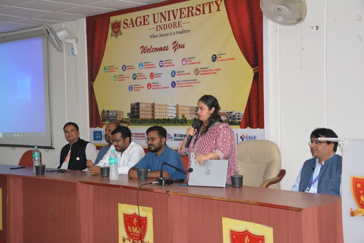 SAGE_INDORE's tweet photo. "Embracing Talent @SAGE''
 SAGE University, Indore welcomes Aurus Tech. HR Delegates for https://t.co/0vSHjvnWZd &amp; MCA Campus Recruitment. https://t.co/8cI5JRk7zI