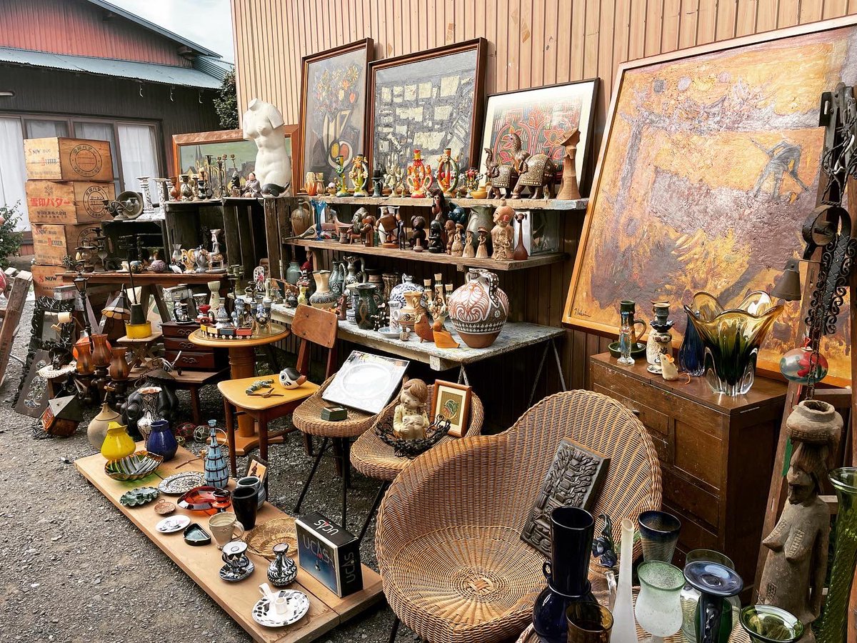atptic's tweet photo. 新入荷です〜！

フォークロアアート、プリミティブアート雑貨を収集していたとある画家のコレクションが大放出！！！ https://t.co/2tGvlGkHBz