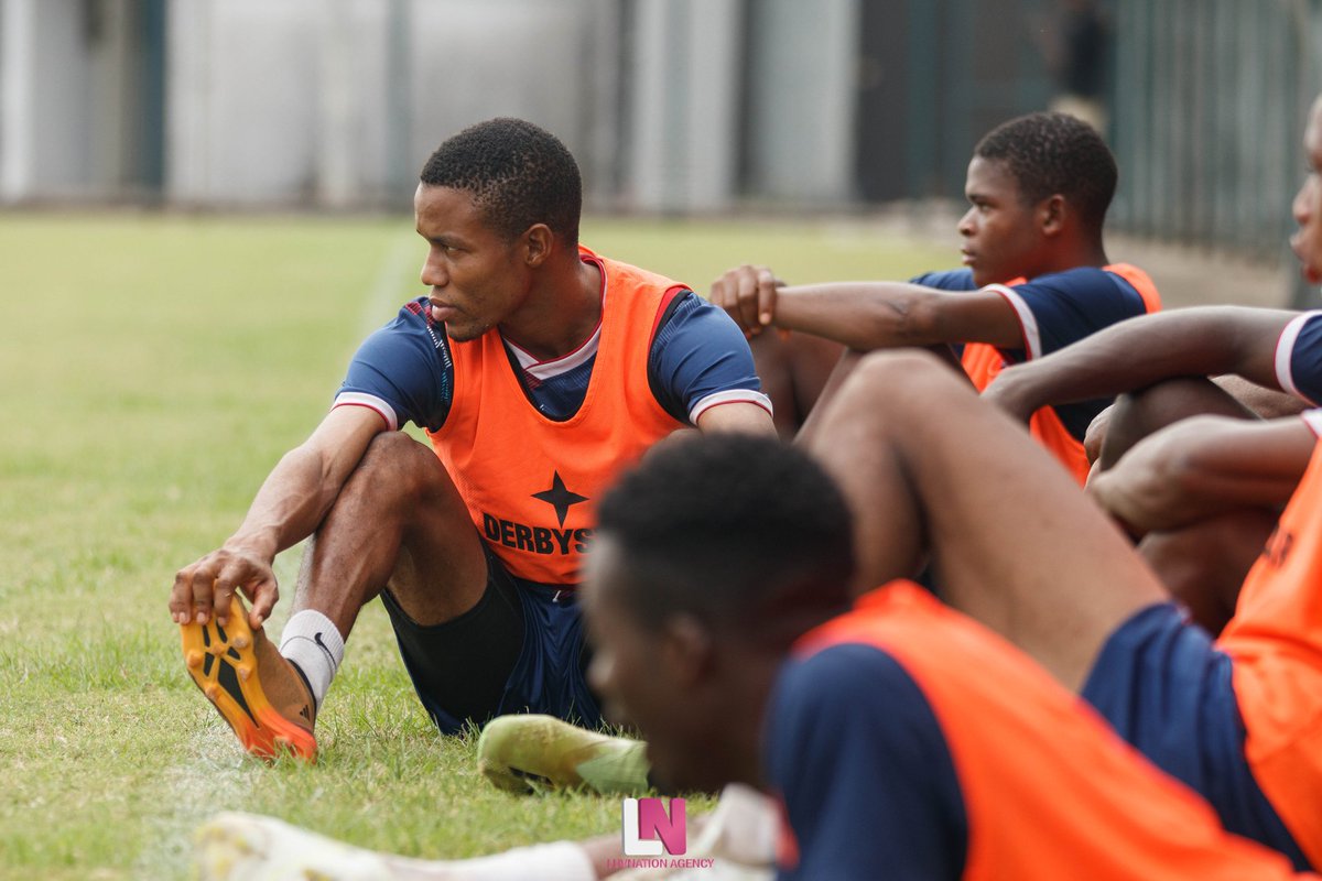 LnFoot's tweet photo. Hier nous avons visité l'académie Option Sport de limbé.
Voici le retour en images de leur séance d'entraînement ☺️.
#lnfoot #football #Optionsport https://t.co/i5stvdhWI2