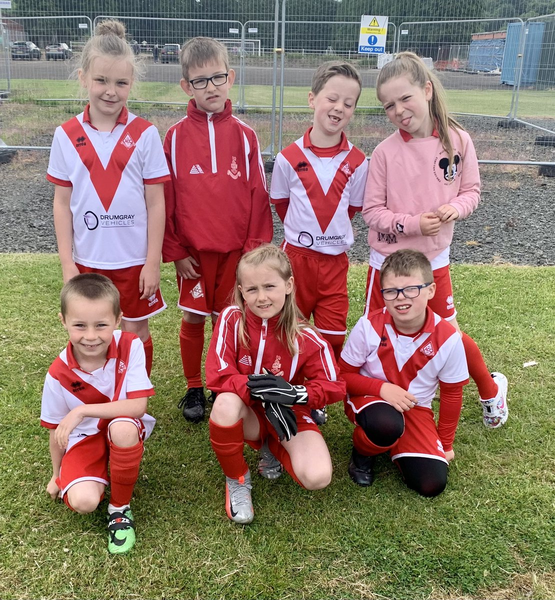 Club2013s's tweet photo. Huge happy 11th birthday wishes to one of our first girls to join @Club2013s &amp; go on to @TheAirdriegirls - Darcy McGlynn - all your pals and coaches hope you have an amazing day celebrating with @mcglynn_17 🥳🎉🎂🎁⚽️♦️ https://t.co/dSBQ8z4AsA