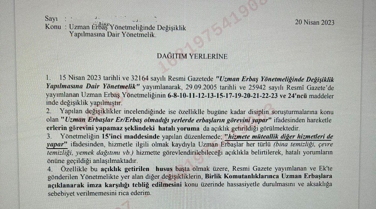 Yönetmelik konusunda tweet serimde anlatmıştım, vakit kaybetmeden birliklere emir gitmiş.

İmza karşılığı tebliğ edin demiş. Yapmayan olursa Emre itaatsizlikten atabilelim demek bu. Tam da söylediğim gibi yönetmelik hak getirmemiş, hak kaybettirmiştir.
#UzmanÇavuş #Uzman