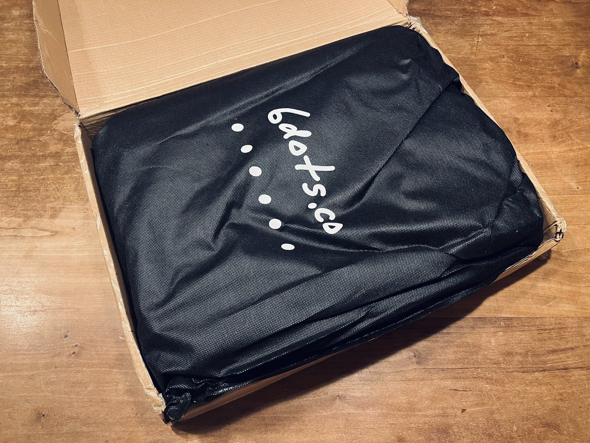 marupei_net's tweet photo. カスタムオーダーしていたバックパックが届きました🙌ワクワク💕
#6dots #backpack https://t.co/qxhpsJdyKs