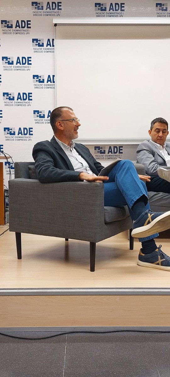 elies_segui's tweet photo. Les oportunitats actuals de la digitalització són històriques. La grandària del mercat potencial és gegantesca, i les possibilitats de vendre nous productes i serveis és també molt rellevant" https://t.co/O8tiXQbgfD