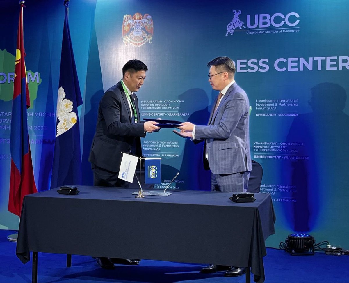 Гэр хорооллын дахин төлөвлөлтийн асуудалд МИК холдинг санхүүжилт босгож, 100.000 гаруй айлыг орон сууцжуулах санамж бичигт НОСК-тай гарын үсэг зурлаа. #Шинэ_сэргэлт_Улаанбаатар