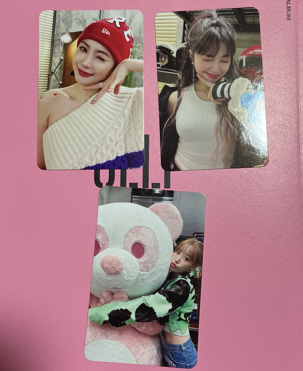 m_bomichan's tweet photo. Apink self トレカ交換

譲 ハヨン ウンジ ナムジュ
求 ボミ

交換可能な方いましたら
お気軽にお声掛けください🙇‍♀️ https://t.co/Rbd3pXkxmD